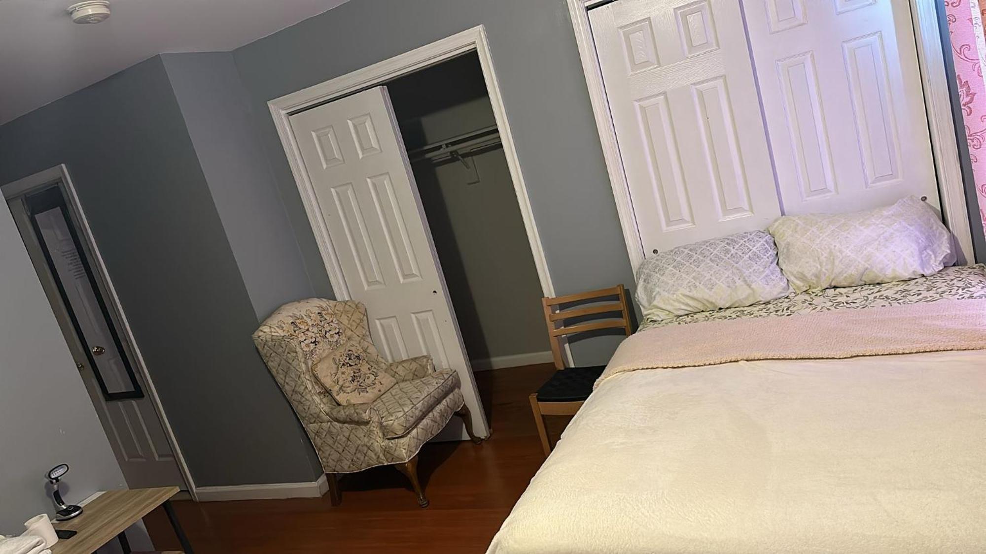 Divine Villa Guest House 65 Sherman 6Mins To Airport And 4Mins To Penn Station Newark Cameră foto